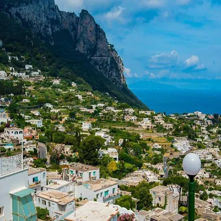 Tatil Evi Con Vista Sulla Famosa Piazzetta Capri