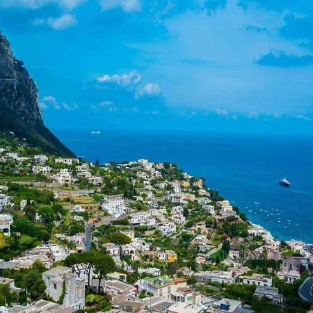 Con Vista Sulla Famosa Piazzetta *